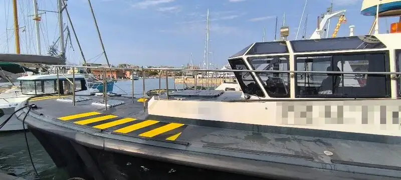 Lotsenboot zu verkaufen