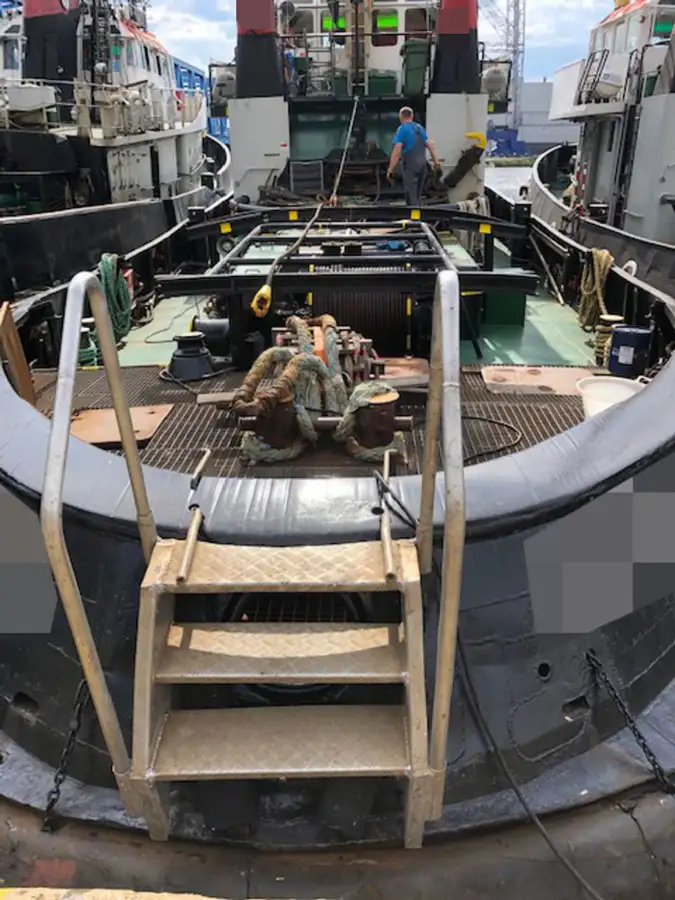 Schleppboot zu verkaufen