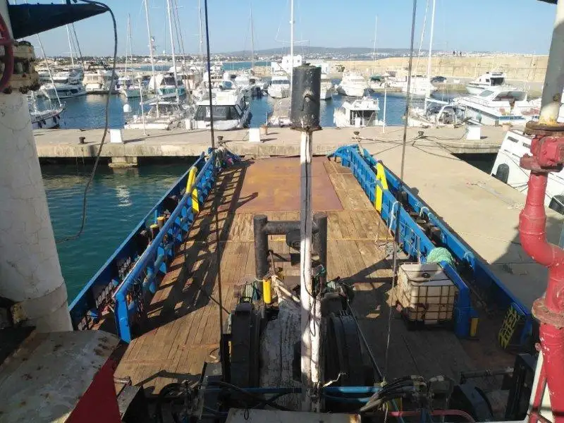Schleppboot zu verkaufen
