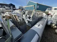 Festrumpf-Schlauchboot zu verkaufen