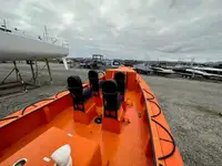 Festrumpf-Schlauchboot zu verkaufen