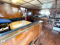 Trawler zu verkaufen
