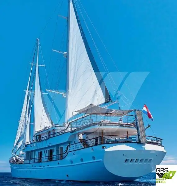 Kreuzfahrtschiff zu verkaufen