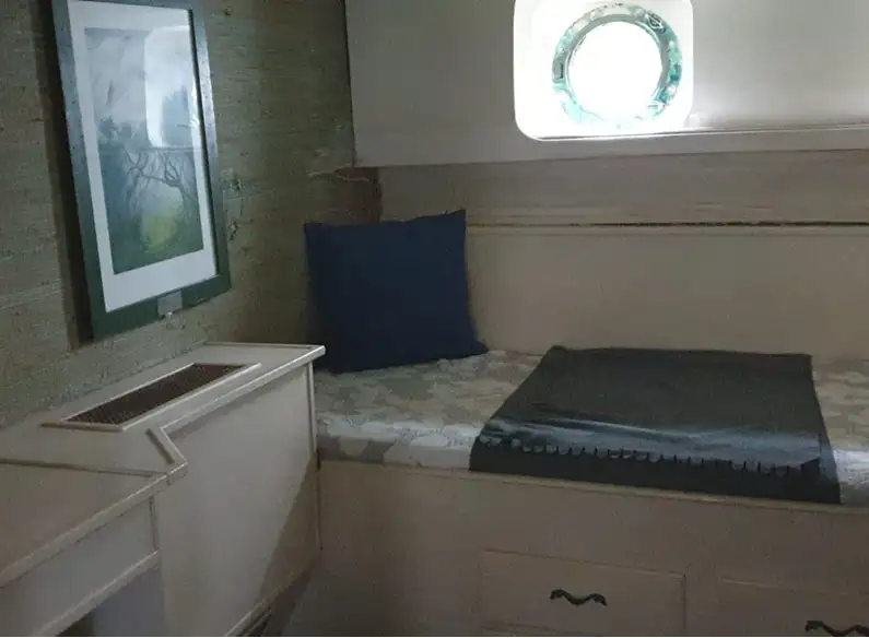 Kreuzfahrtschiff zu verkaufen