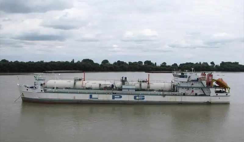 LNG-Tanker zu verkaufen