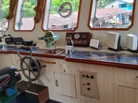 Landungsboot, Tank zu verkaufen