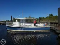 Kreuzfahrtschiff zu verkaufen