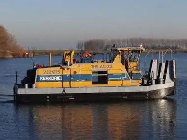 Schleppboot zu verkaufen