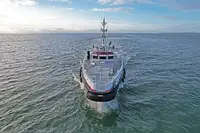 Crew-Boot zu verkaufen