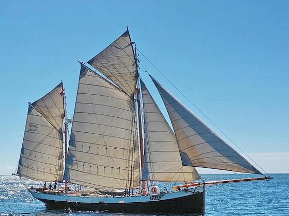 Yacht zu verkaufen