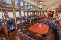 Restaurant-Schiff zu verkaufen