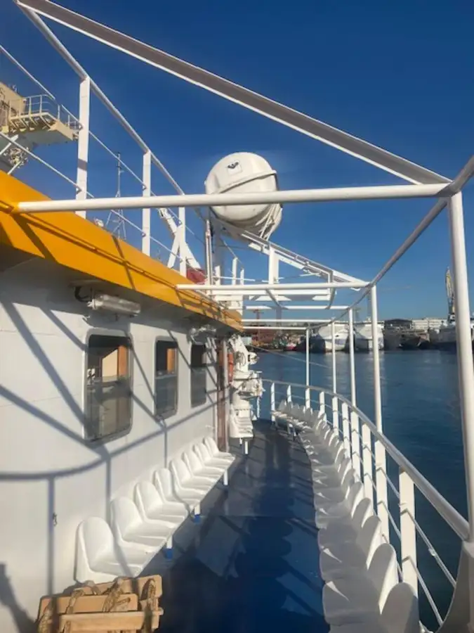 Fährschiff zu verkaufen