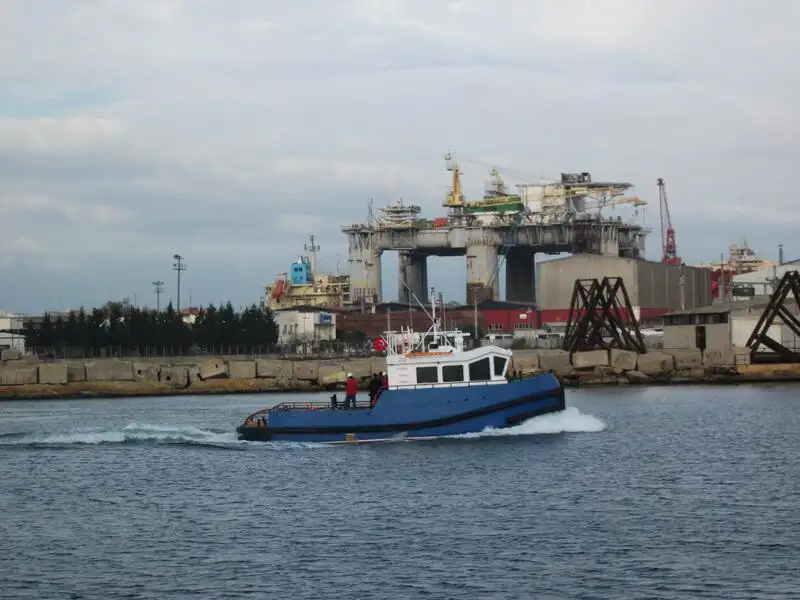 Schleppboot zu verkaufen