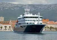 Kreuzfahrtschiff zu verkaufen
