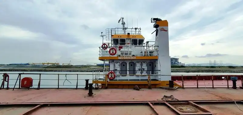 Landungsboot, Tank zu verkaufen