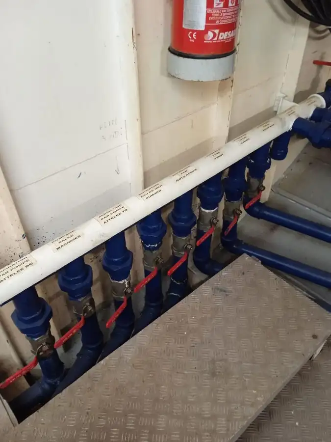 Fährschiff zu verkaufen