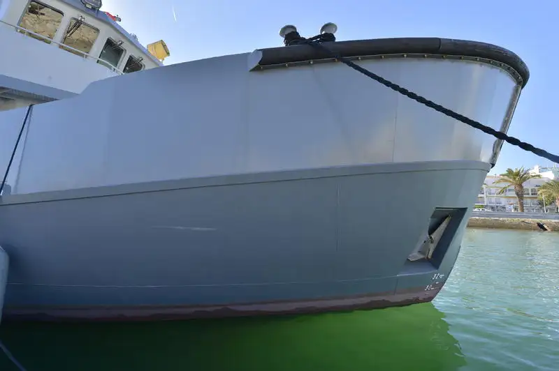Schleppboot zu verkaufen