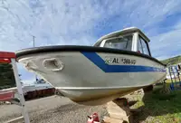 Arbeitsboote zu verkaufen