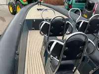 Festrumpf-Schlauchboot zu verkaufen