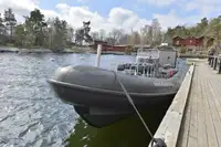 Festrumpf-Schlauchboot zu verkaufen