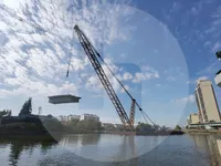 Kranboot zu verkaufen