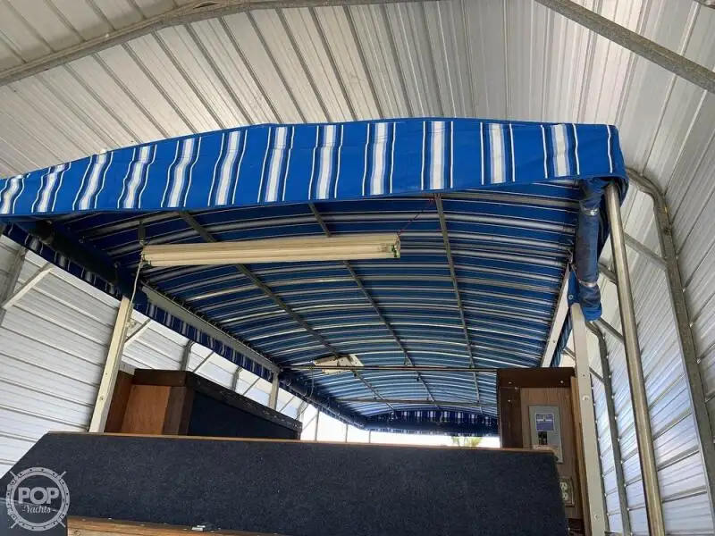 Kreuzfahrtschiff zu verkaufen