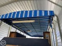 Kreuzfahrtschiff zu verkaufen