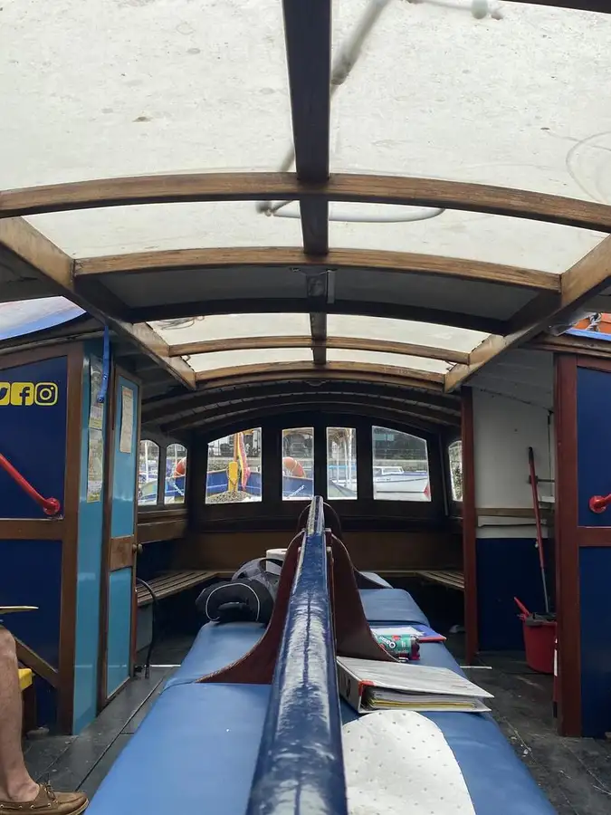 Fährschiff zu verkaufen