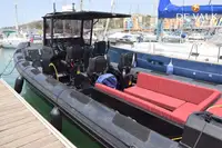 Festrumpf-Schlauchboot zu verkaufen