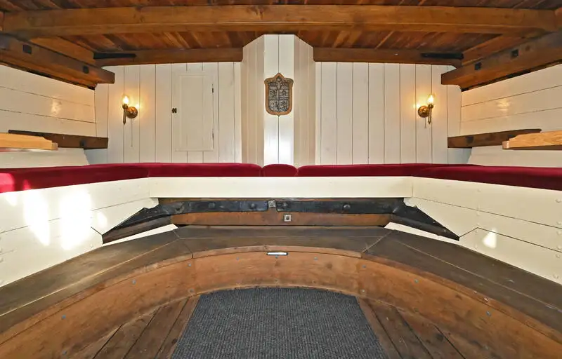 Fährschiff zu verkaufen