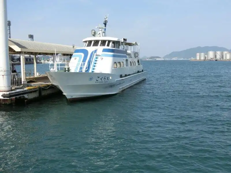 Passagierschiff zu verkaufen