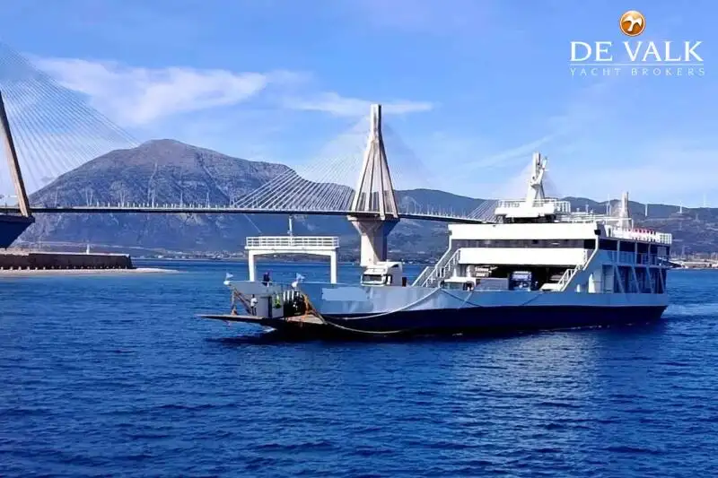 Fährschiff zu verkaufen