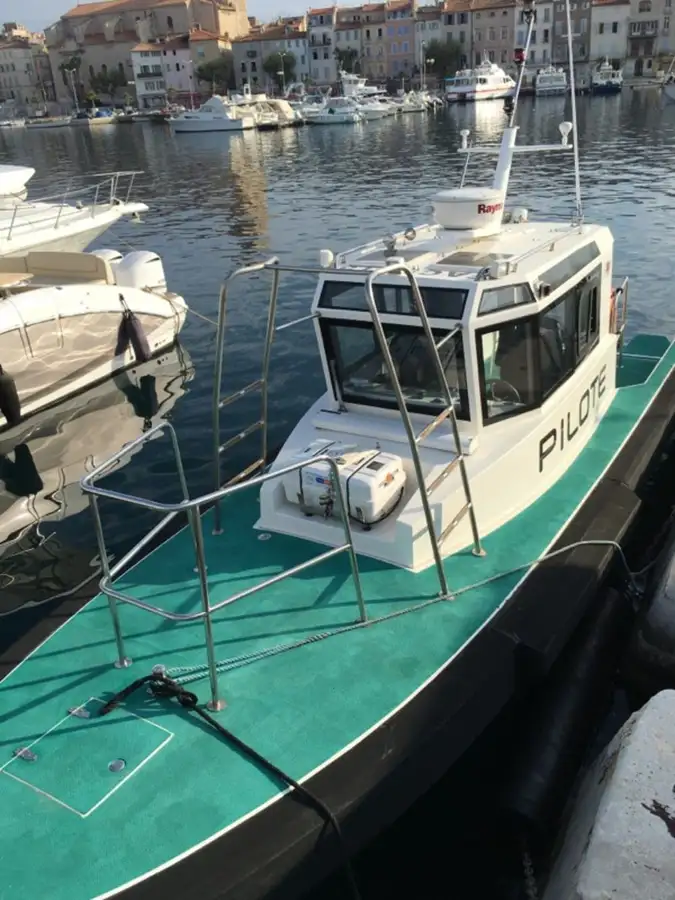 Lotsenboot zu verkaufen