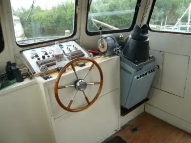 Schleppboot zu verkaufen