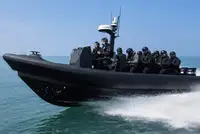 Festrumpf-Schlauchboot zu verkaufen