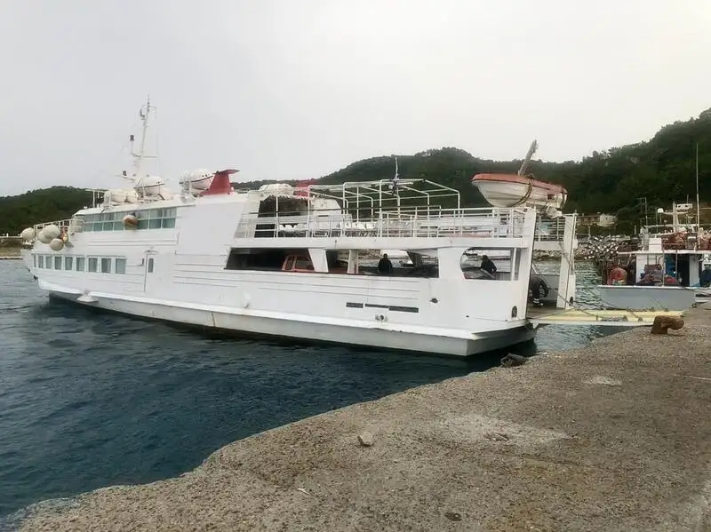 Passagierschiff zu verkaufen