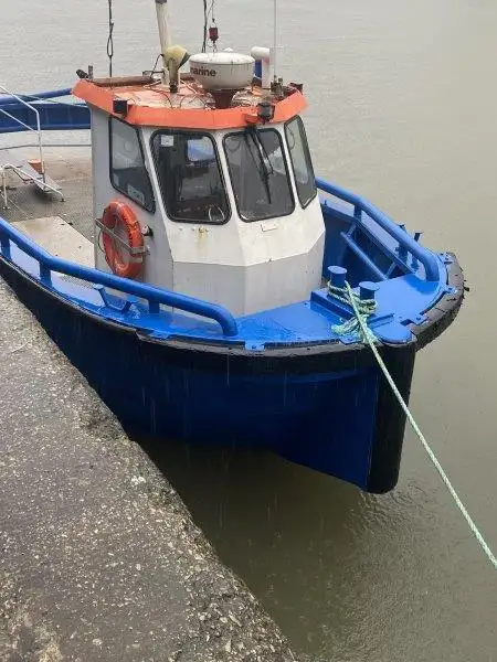 Schleppboot zu verkaufen