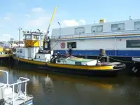Schleppboot zu verkaufen