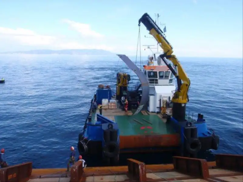 Schleppboot zu verkaufen