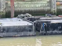 Ponton zu verkaufen