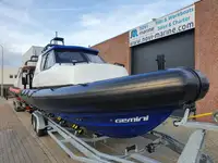 Festrumpf-Schlauchboot zu verkaufen