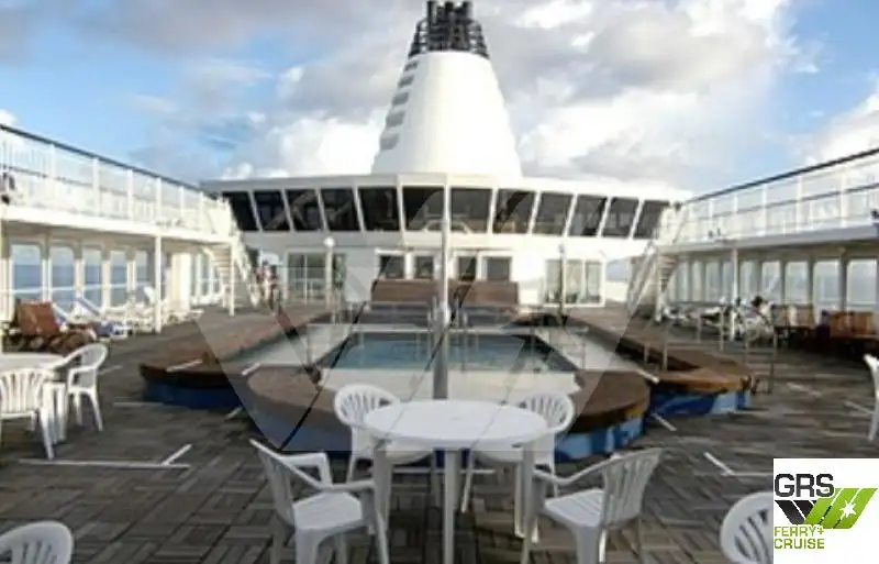 Kreuzfahrtschiff zu verkaufen