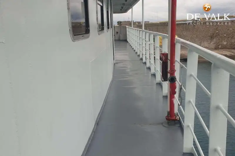 Fährschiff zu verkaufen