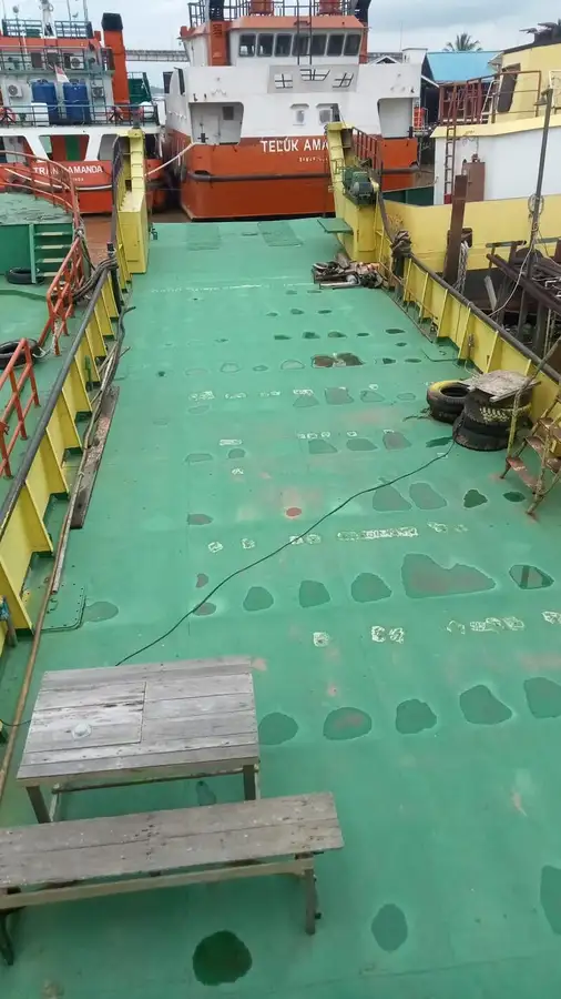 Landungsboot, Tank zu verkaufen