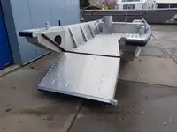 Landungsboot, Tank zu verkaufen