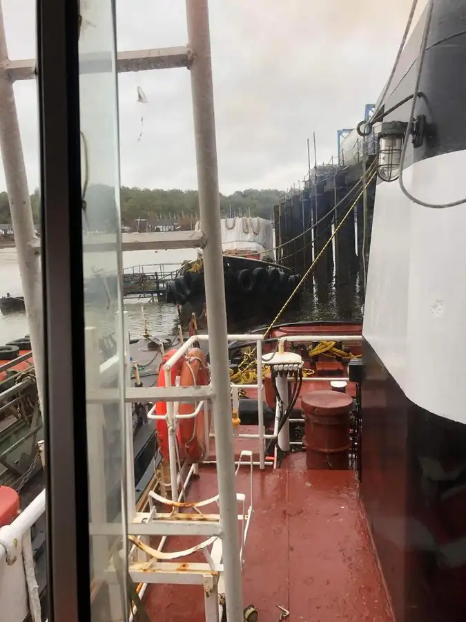 Schleppboot zu verkaufen