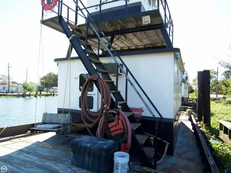 Schleppboot zu verkaufen