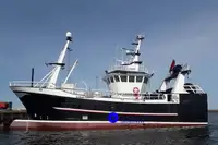 Schiff für Fischverarbeitung und -transport zu verkaufen