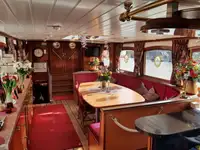 Kreuzfahrtschiff zu verkaufen