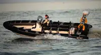 Festrumpf-Schlauchboot zu verkaufen